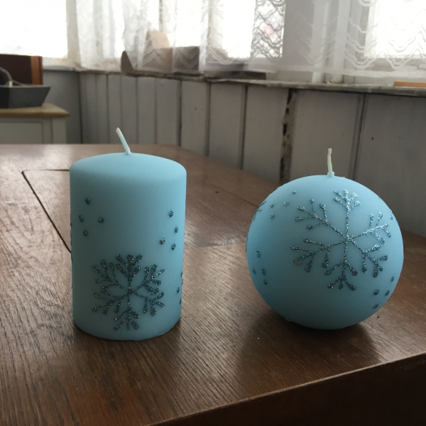 Adventní svíce sněhová vločka válec modrý 7x10cm