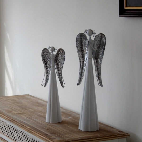 Anděl kovový s flétnou LED