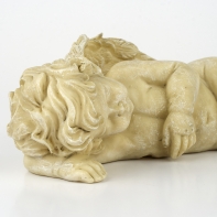 Anděl ležící na boku 17cm