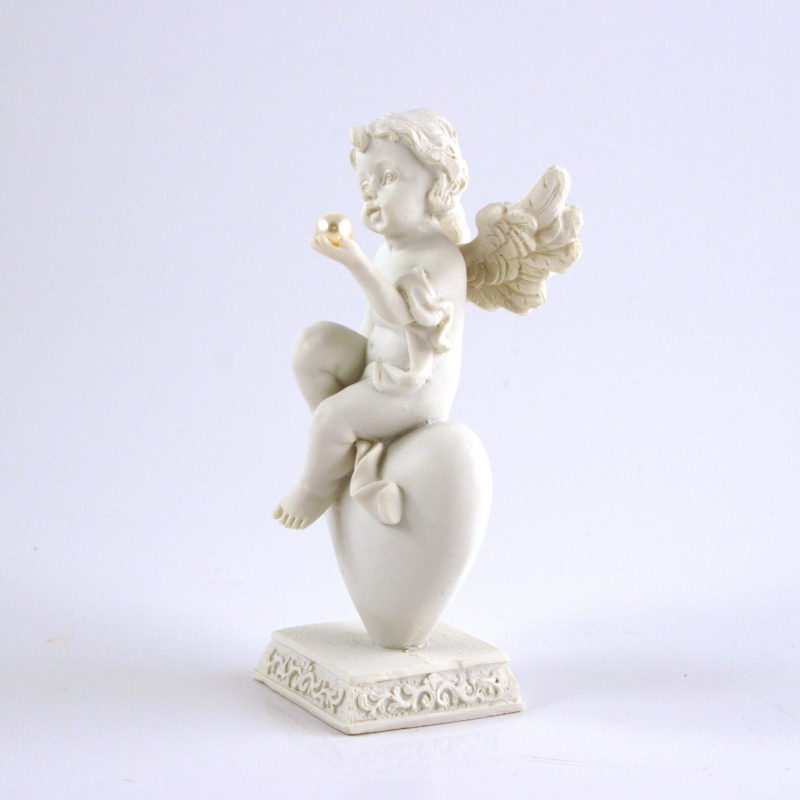 Anděl na srdíčku B 13cm