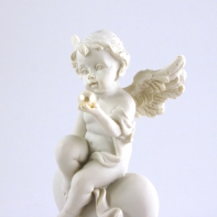 Anděl na srdíčku B 13cm