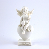 Anděl na srdíčku B 13cm