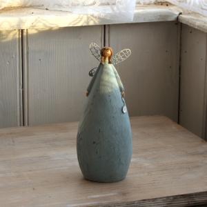 Anděl s modrými šaty 20cm