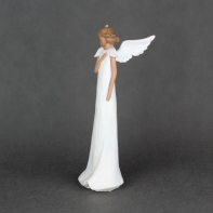 Anděl s rukou na srdci 25cm