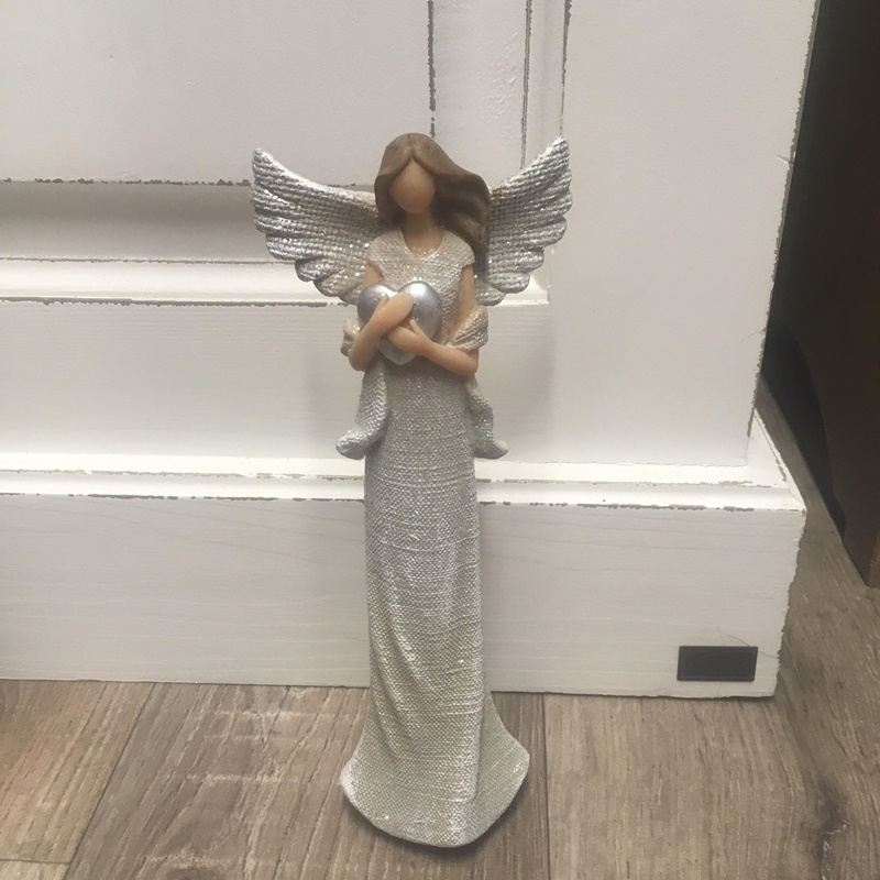 Anděl se srdcem třpytivý 24cm