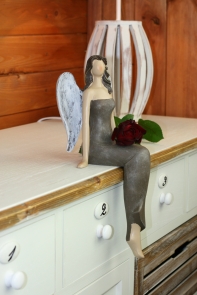 Anděl sedící 35cm