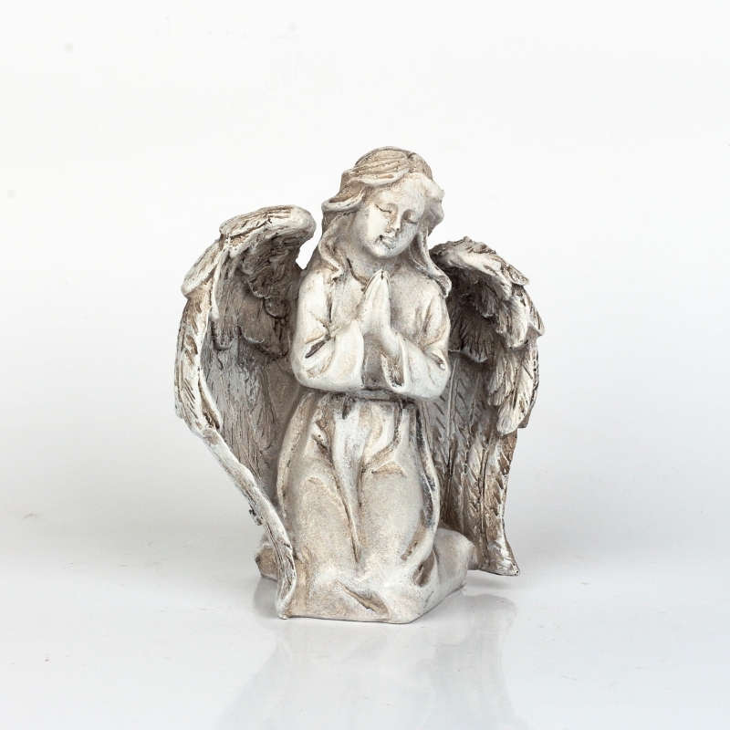 Anděl soška modlící se