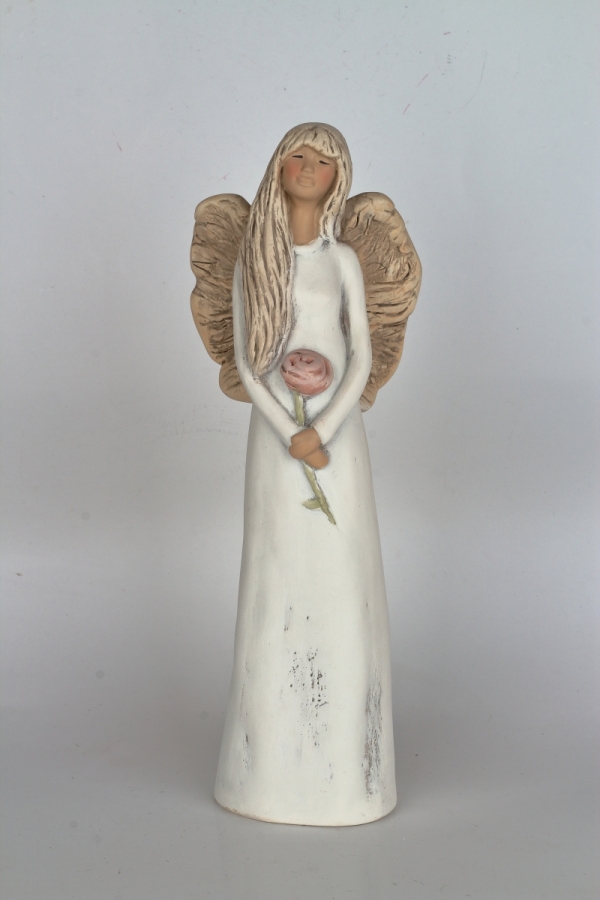 Anděl víla stojící s růží 31cm