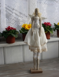 Andělka na podstavci 50cm