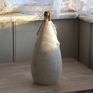 Andělka v bílých šatech 27cm