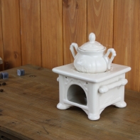 Aroma lampa - kamna s konvičkou bílé 13x13cm