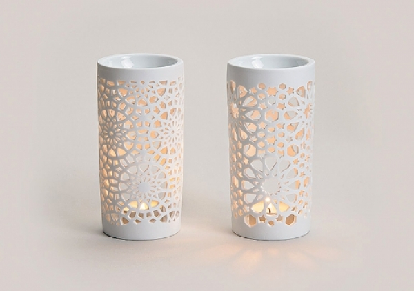 Aromalampa bílá zdobená 14cm dek6945