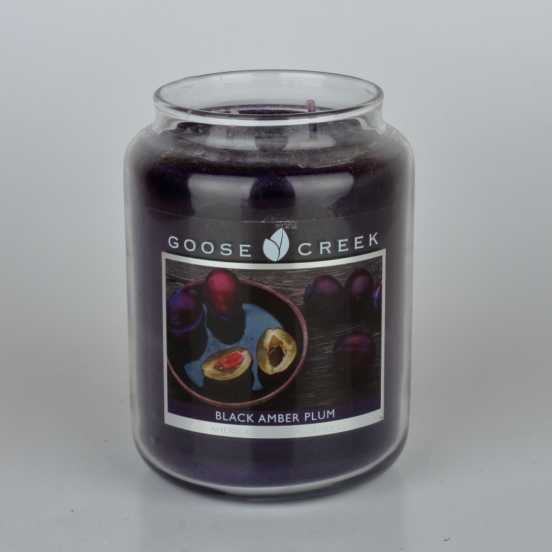 Aromatická svíčka ve skle černá jantarová slivovice 680g