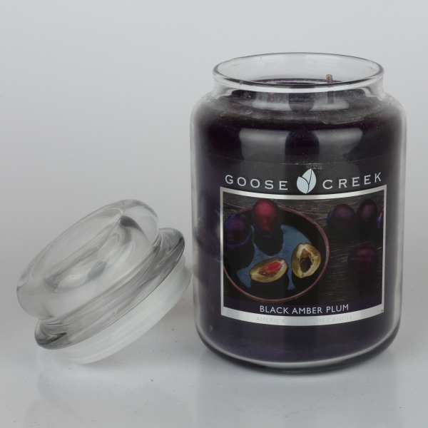 Aromatická svíčka ve skle černá jantarová slivovice 680g