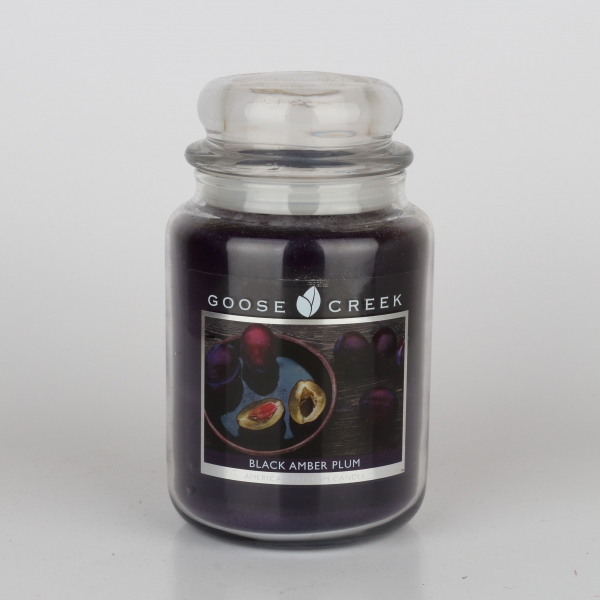 Aromatická svíčka ve skle černá jantarová slivovice 680g