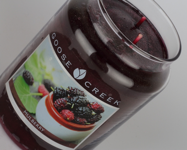 Aromatická svíčka ve skle moruše Goose Creek 680g