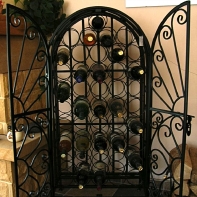 Bar na 45 lahví vína velký 117x55x37cm