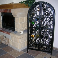 Bar na 45 lahví vína velký 117x55x37cm