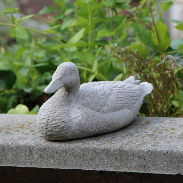 Betonové sochy do zahrady Kachna šedá 14,5x7,5x7,5cm