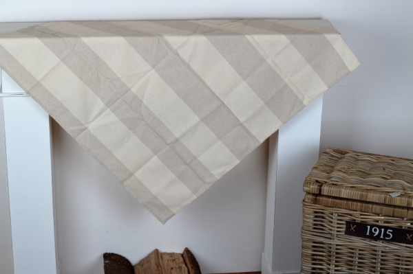 Béžový pruh - 90x90cm