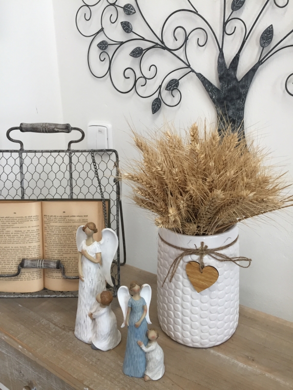 Bílá váza 14,5x20x19,5cm