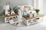 Bílý stolek konferenční s policí 135x45x75cm