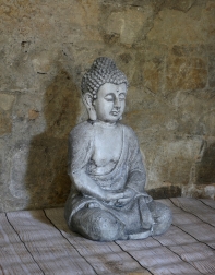 Buddha šedý polyresin 47cm
