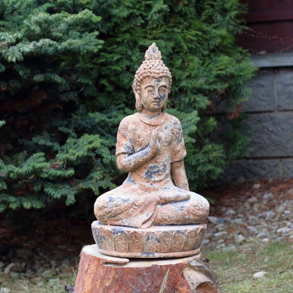 Buddha socha ruka na prsou 53cm