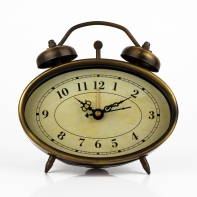 Budík ovál 12x12x4cm