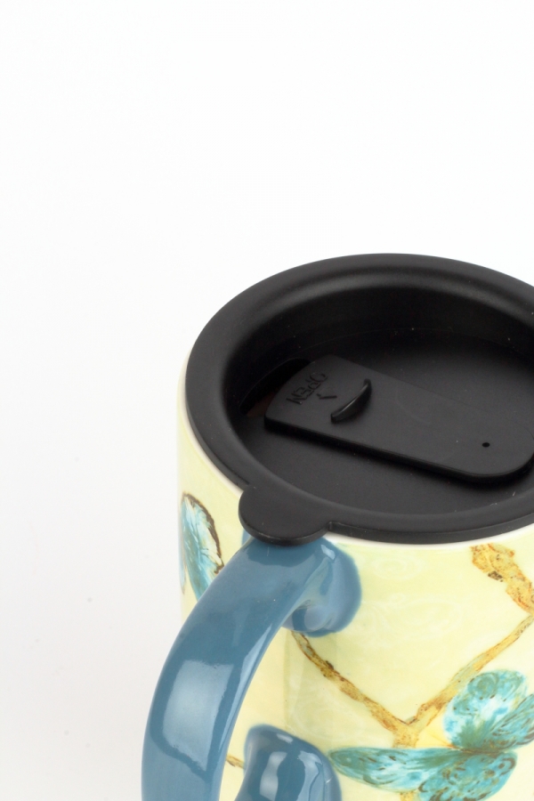 Cestovní hrnek s víčkem Motýli 500ml