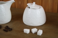 Cukřenka a konvička na mléko - bílá krajka 9,5/8,5cm