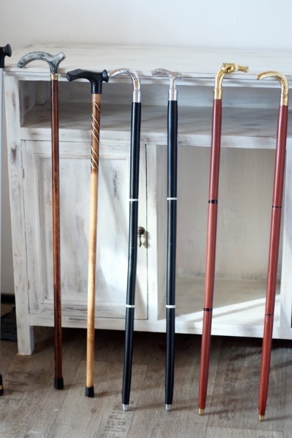 Dámská vycházková hole dřevěná 91cm