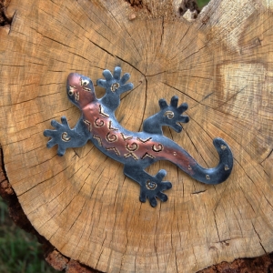 Dekorace do bytu ještěrka plech, 15cm