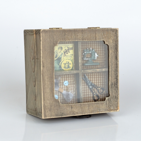 Dekorace do bytu krabička 15x16x7,5cm