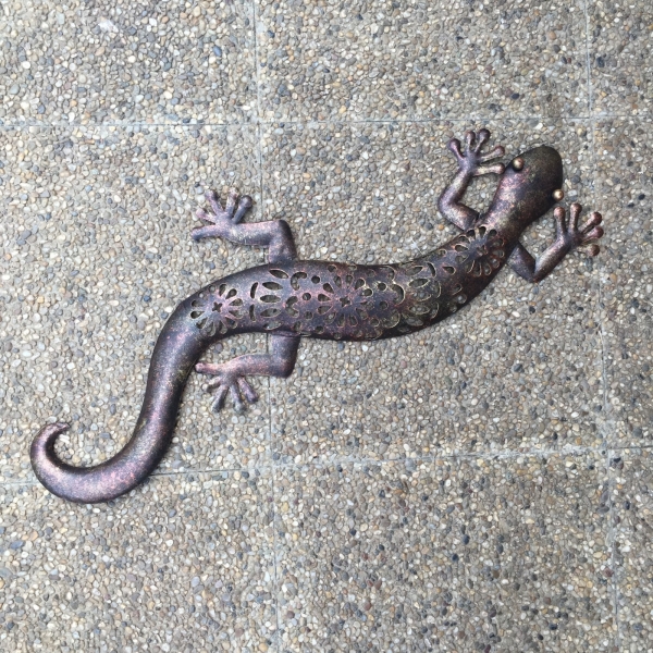 Dekorace do pergoly ještěrka 70,5x26cm