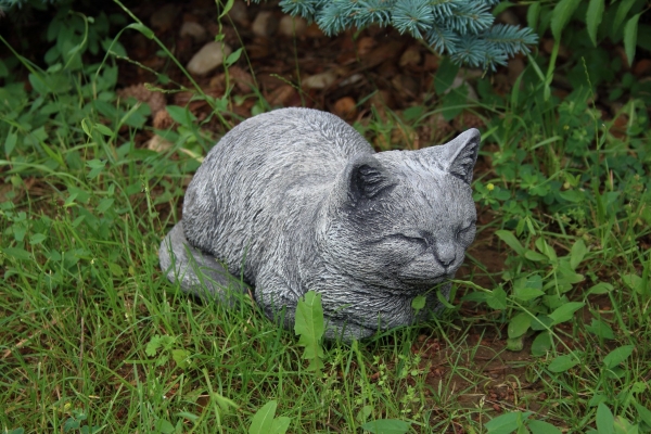 Dekorace kočka spící 31x17x18cm