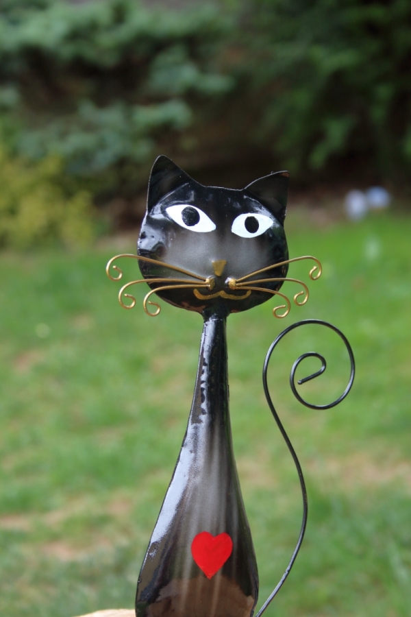 Dekorace kočka stojící 24cm