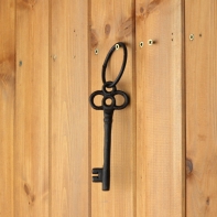 Dekorace litinový klíč ke štěstí 18cm