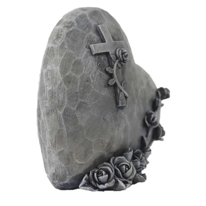 Dekorace na hrob – pietní srdce s křížem a růžemi 14 cm