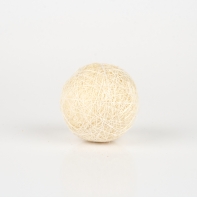 Dekorace na stůl koule sisal bílá 5cm