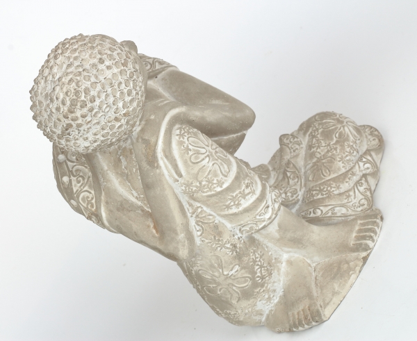 Dekorace na zahradu Buddha beton 18x24x15cm