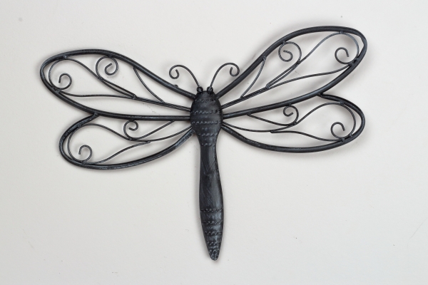 Dekorace na zeď vážka kovová tmavá 49x34cm