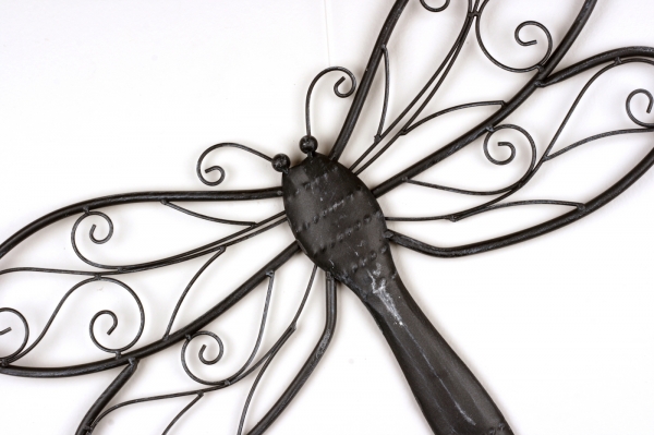 Dekorace na zeď vážka tmavý kov 60cm