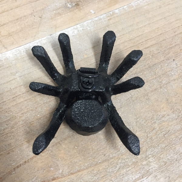 Dekorace pavouk 7x8x2,5cm