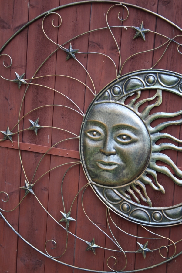 Dekorace slunce na zeď 90cm pravé