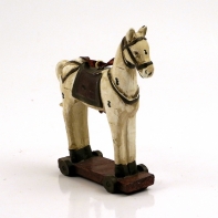 Dekorace závěs - koník retro 8,5x3x9,2cm