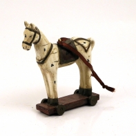 Dekorace závěs - koník retro 8,5x3x9,2cm