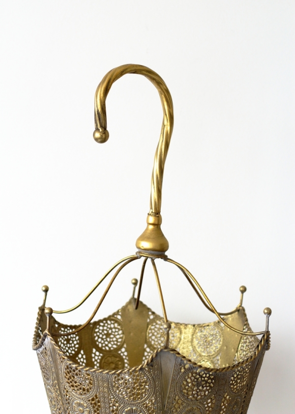 Dekorační deštníkář