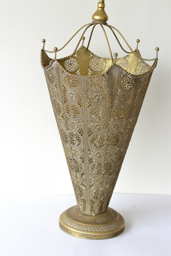 Dekorační deštníkář