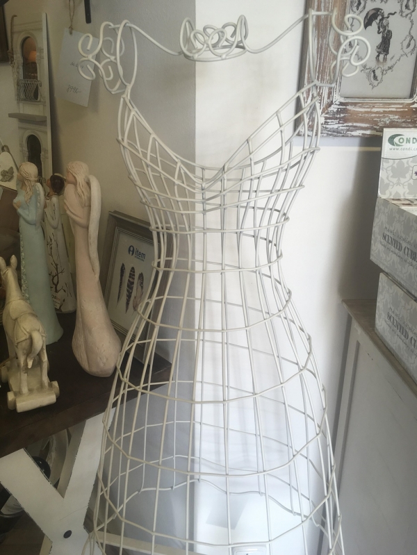 Dekorační krejčovská panna kovová 89cm